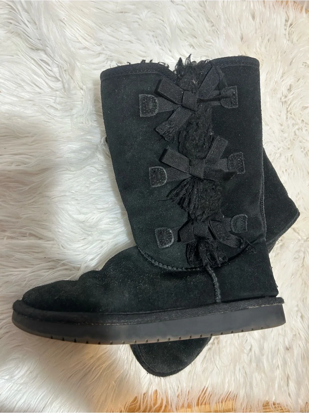 Kids Sz 2 Black Koolaburra Boots with Bow Detail